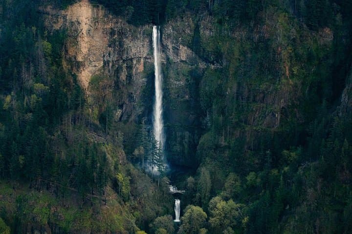 Troutdale Air Tour: 40-Minute Multnomah Falls & Columbia River Gorge Flight photo 3