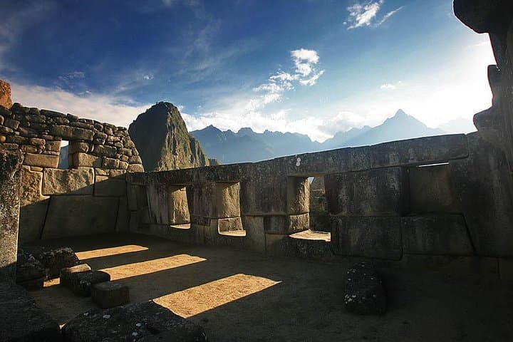 Private Machu Picchu Guide: 2.5-Hour Expert Tour with Photo Stops photo 6