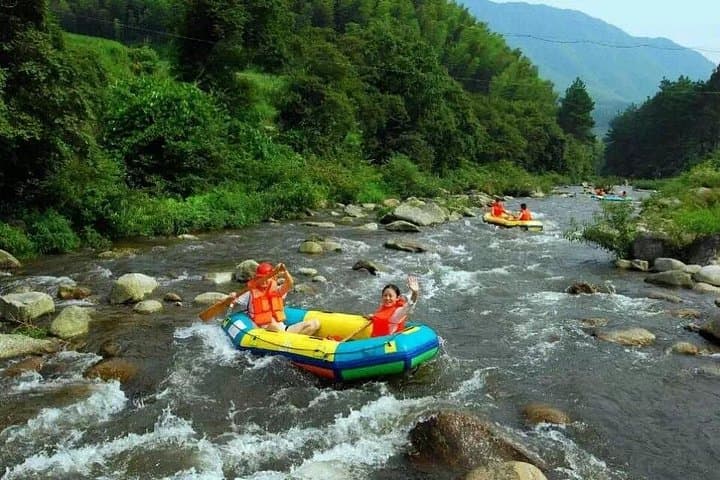 Huangteng Canyon Day Trip from Guangzhou: Glass Bridge, Rafting & 4 km Waterfall Walk photo 3