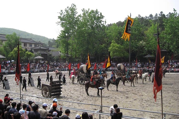 Lingshan Grand Buddha & Three Kingdom City: Day Trip from Shanghai photo 3