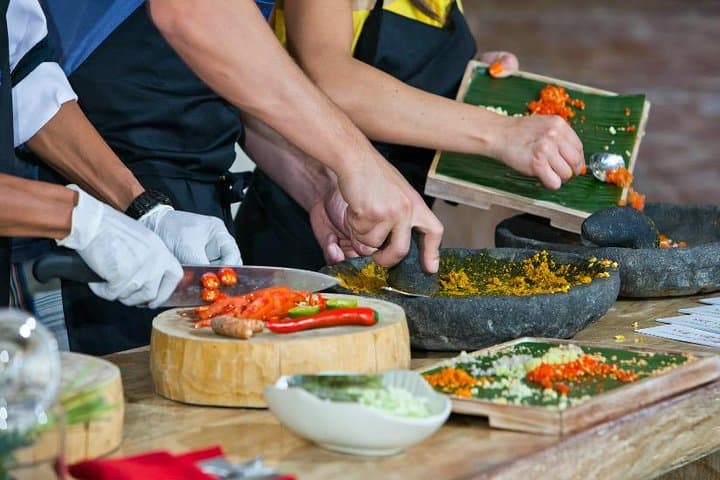 Balinese Cooking Class and Tanah Lot Temple Private Tour — Seminyak Day Experience photo 3