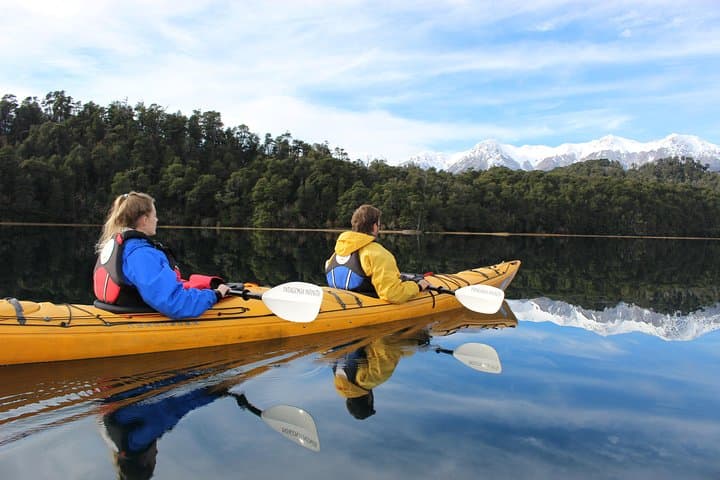 Half-Day Kayak Experience from Villa La Angostura with Local Infusions photo 2