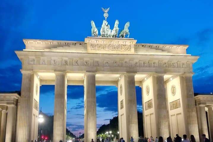 Berlin Christmas Markets & City Highlights: Private Walking or E‑Bike Tour photo 5