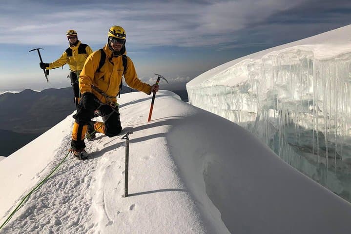 Huayna Potosí Full-Day Mountain Trek from La Paz: High-Altitude Glacier Practice and Views photo 6