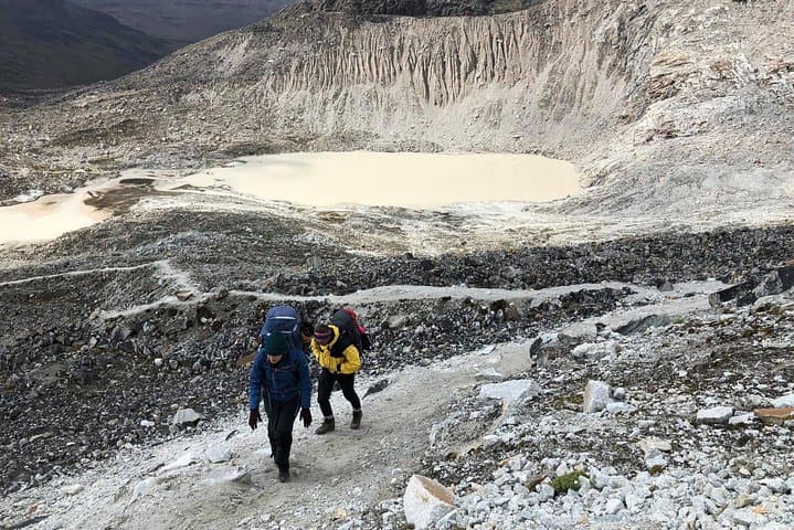 Huayna Potosí Full-Day Mountain Trek from La Paz: High-Altitude Glacier Practice and Views