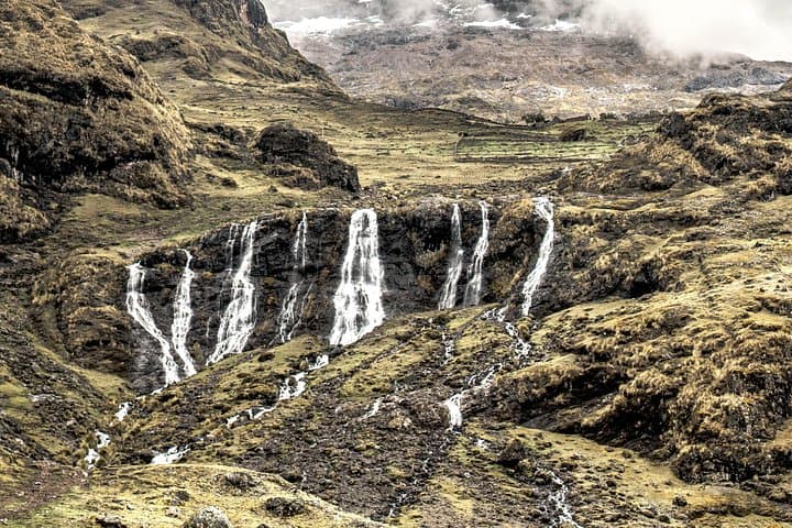 Lares Valley Full-Day: Hot Springs, Andean Weavers & Inka Approaches photo 3