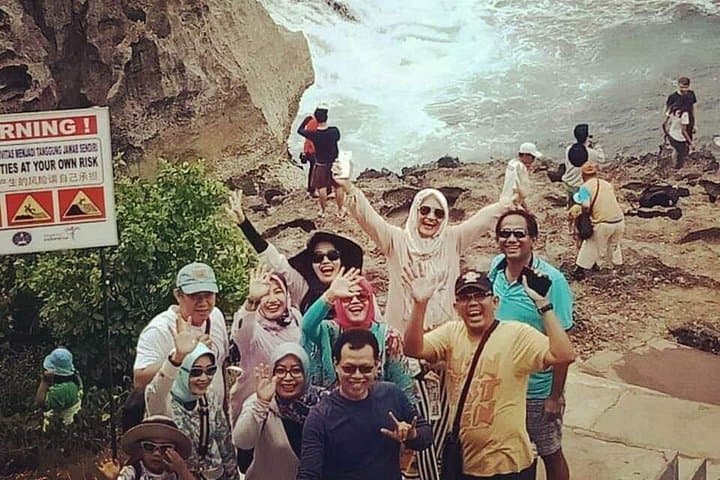 Nusa Penida Day Tour: Kelingking, Angel's Billabong & Snorkel the Reefs photo 4