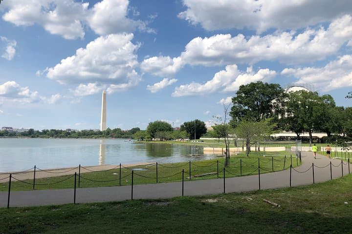Private DC Daylight Tour — 3-Hour Luxury SUV Sightseeing of Washington, D.C. photo 4