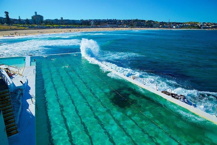 Private Sydney Coastal Escape: Luxury SUV Tour of Harbour & Beaches photo 2