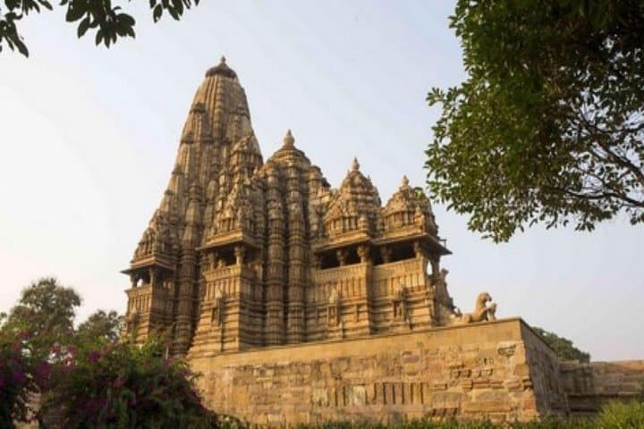 Khajuraho Overnight Train Tour from Delhi: UNESCO Temples & Sound and Light photo 4