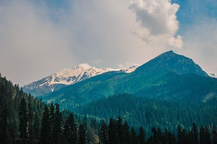 Kheerganga Trek: Kasol to Parvati Valley Hot Springs and Camping