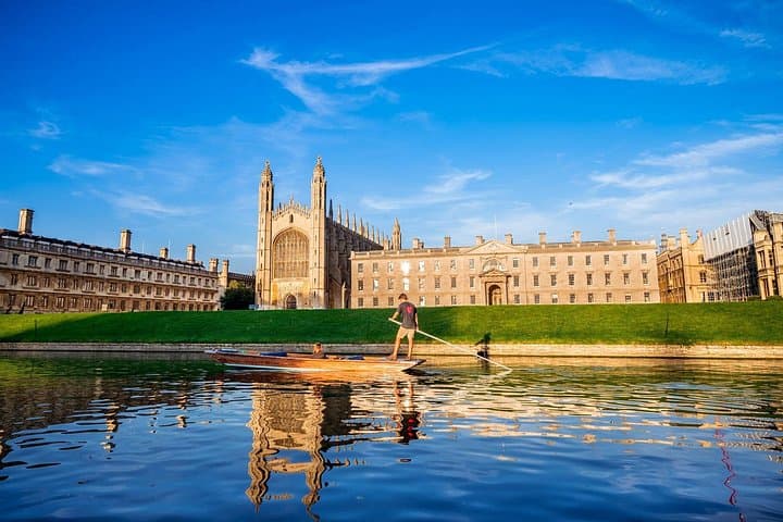 Oxford and Cambridge Day Trip from London: Guided University Tours & Historic Sights photo 4