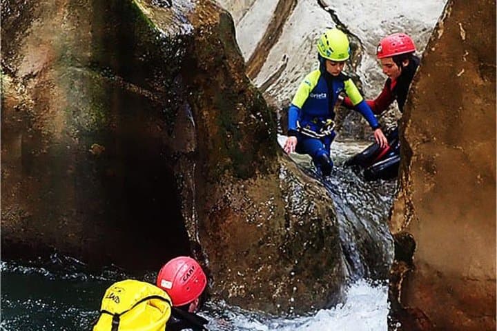 Canyoning the Estret de les Penyes: Aquatic Descent Near Benidorm photo 4
