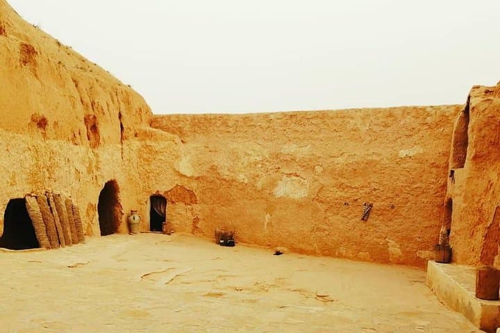 Overnight in the Tunisian Desert: Ksar Ghilane, Matmata & Chenini Camping Adventure photo 3