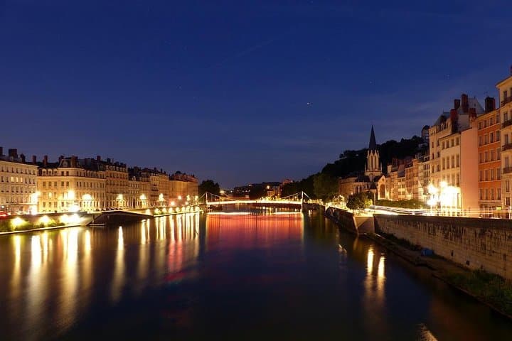 Lyon Highlights Walking Tour — Traboules, Croix-Rousse & Vieux Lyon photo 4