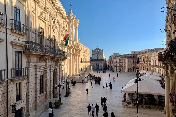 Ortigia Guided Walking Tour with an Archaeologist — Ancient Syracuse in 2 Hours