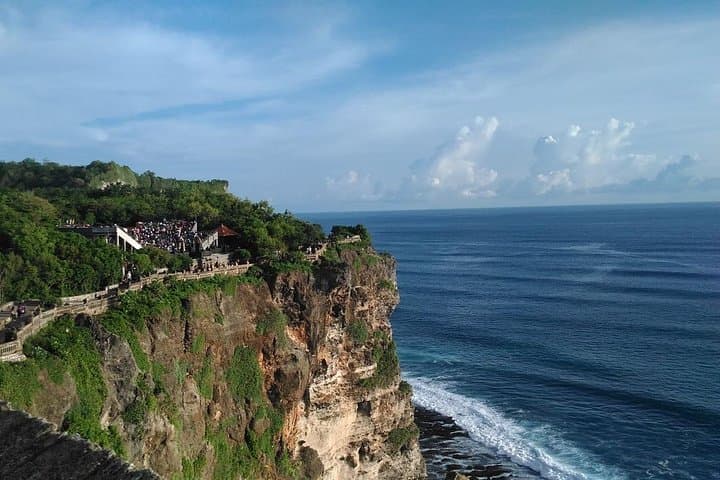 Uluwatu Temple Sunset & Kecak Dance with Jimbaran Seafood Dinner photo 3