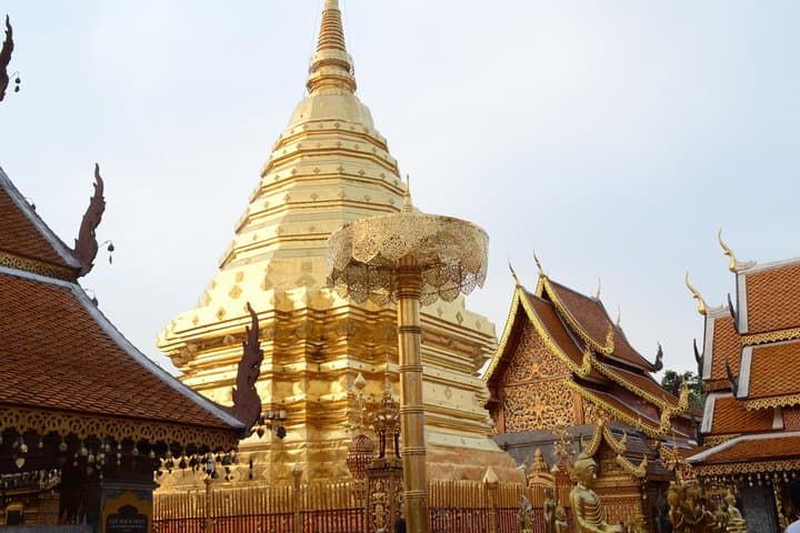 Doi Suthep Monks Trail: Early-Morning Alms Offering Hike in Chiang Mai photo 4