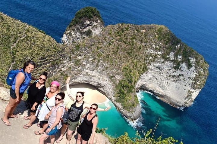 Private Nusa Penida Day Trip: Kelingking, Broken Beach & Crystal Bay