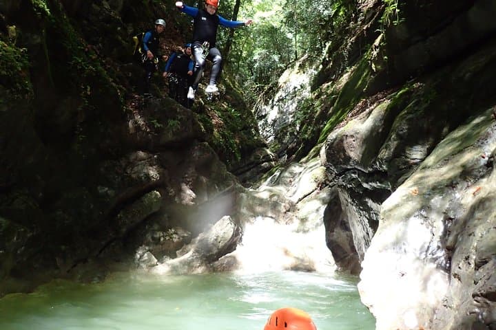 Angon Discovery Canyoning at Lake Annecy — Family-Friendly Rappels & Water Slides photo 3