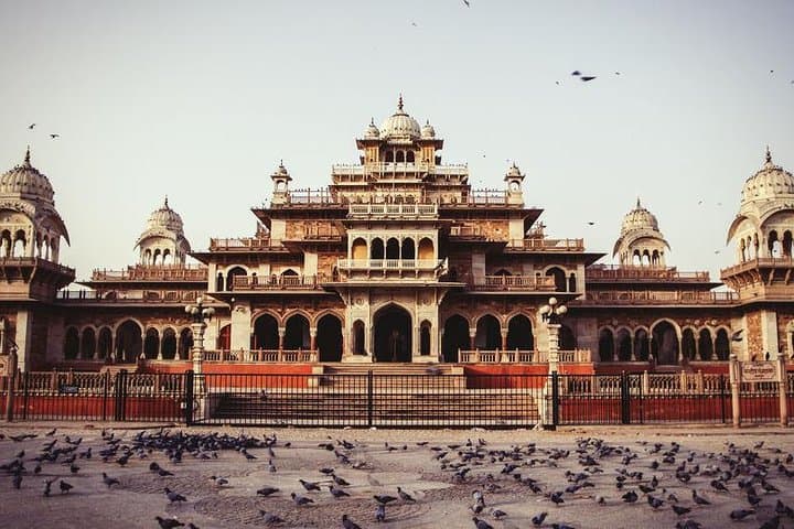 Private 2-Day Golden Triangle Tour: Taj Mahal, Agra Fort & Jaipur Highlights photo 3