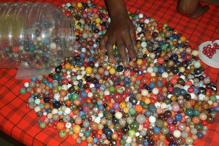 Half-Day Nairobi Tour: Giraffe Centre, Kazuri Beads & Karen Blixen Museum