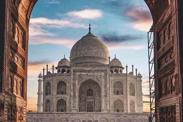 Two-Day Agra Tour: Taj Mahal, Agra Fort & Evening Cultural Show photo 3