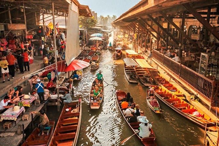 Half-Day Damnoen Saduak Floating Market Tour: Long-Tail Canals & Local Flavors photo 5
