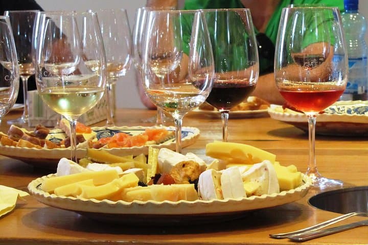 Dealu Mare Wine Route by Bike — Half-Day Cycling & Tastings from Urlați photo 3