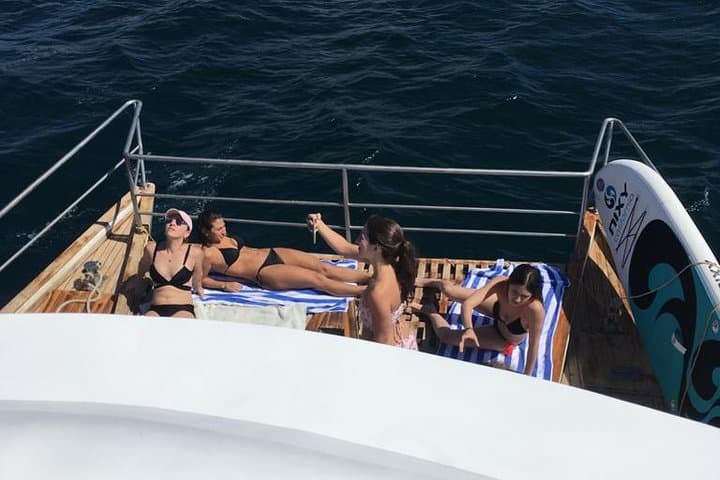 Snorkel Kicker Rock (León Dormido) — Full-Day Sleeping Lion Tour from San Cristóbal photo 2