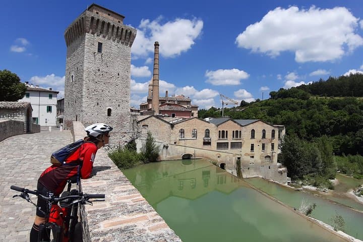 eBike Tour Through Gola del Furlo and Acqualagna Truffle Tasting photo 4
