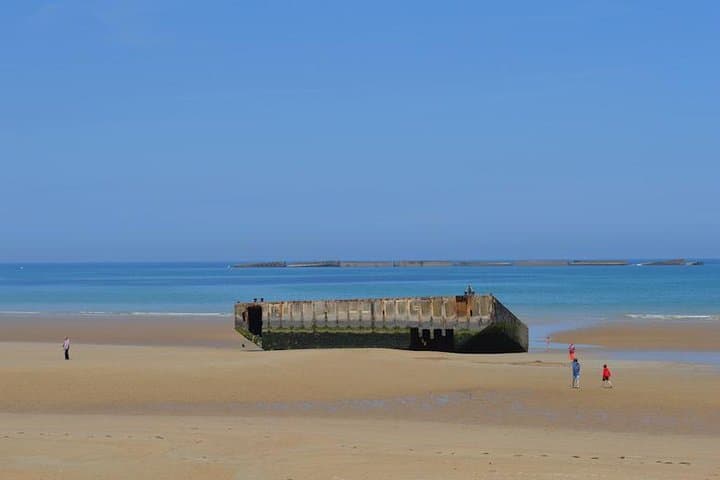 Private British D-Day Tour from Bayeux — Pegasus Bridge, Sword & Gold Beaches photo 4