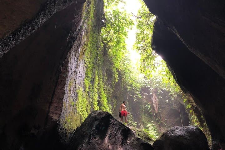 Private Ubud Day Tour: Hidden Waterfalls, Tegalalang Rice Terraces & Temple Sunset photo 6
