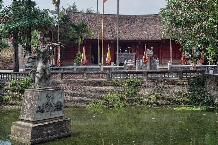 Co Loa Citadel: Biking & Traditional Fishing in Vietnam's Countryside photo 2
