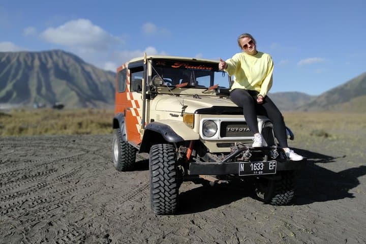 Bromo Sunrise & Tumpak Sewu Waterfall: 2-Day Adventure from Malang photo 6