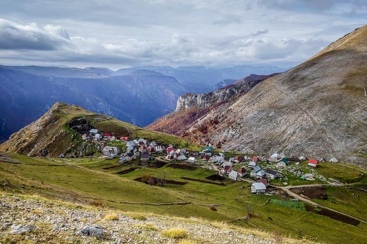 Five-Day Via Dinarica: Hiking the Border Mountains of Bosnia and Herzegovina photo 4