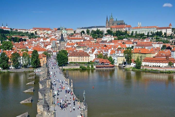 Private Full-Day Prague Castle & Exclusive Strahov Library Tour photo 5