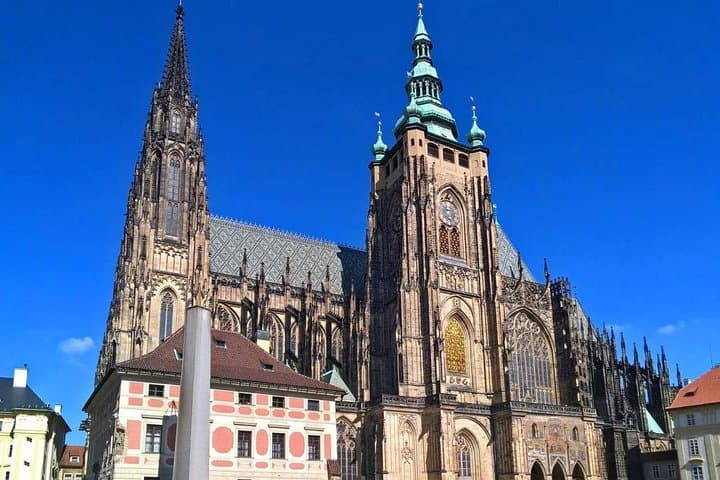 Private Full-Day Prague Castle & Exclusive Strahov Library Tour photo 6