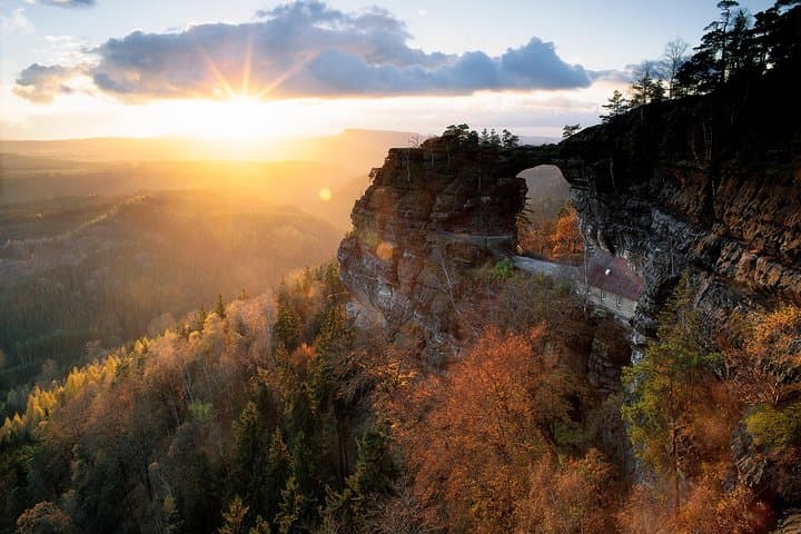 Pravčická Gate & Tisa Rocks: Private Hiking Tour in Bohemian Switzerland