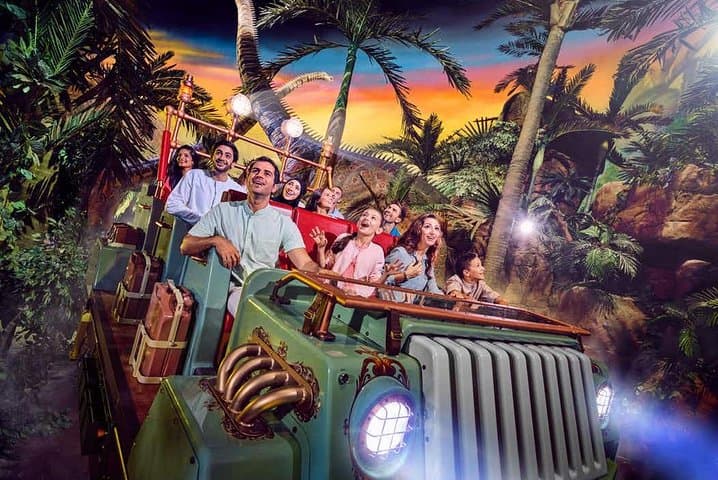 IMG Worlds of Adventure: Dubai’s Giant Indoor Theme Park Experience