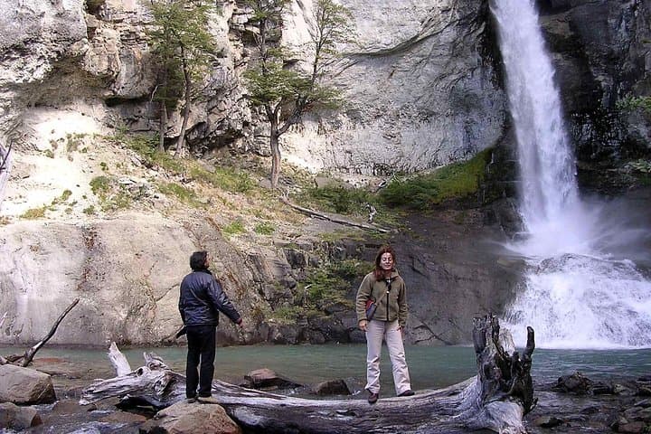 Full-Day El Chaltén Expedition from El Calafate: Hikes, Viewpoints & Condors photo 3