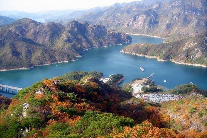 Danyang & Chungju Lake Day Trip from Seoul — Mancheonha Skywalk, Lake Cruise & Eight Views photo 2
