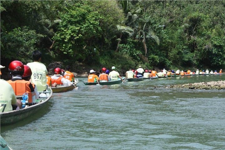Shooting the Rapids to Pagsanjan Falls: Day Trip from Manila photo 2
