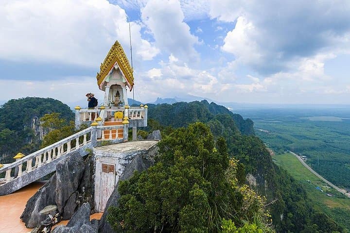 Krabi Full-Day Jungle Tour: Emerald Pool, Hot Springs & 30-Minute Elephant Trek