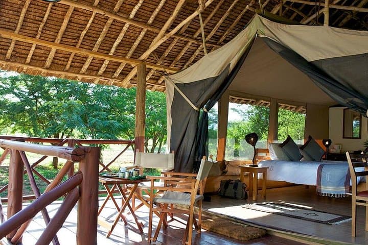 3-Day Nairobi, Tsavo West & Amboseli Safari — Big Five, Kilimanjaro Views photo 3