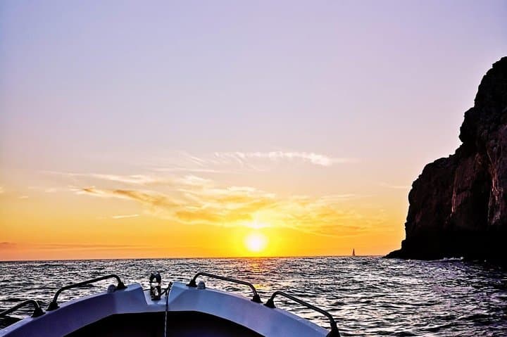 cabo-espichel-sunset-boat-tour-arrabida-views-and-wild-beaches photo 2
