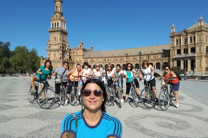 Explore Seville by Bike: City-Centre Bicycle Rentals & Best Routes photo 3