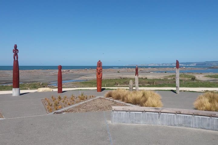Napier Art Deco and Hawke's Bay Coastal Scenic Shore Excursion photo 2