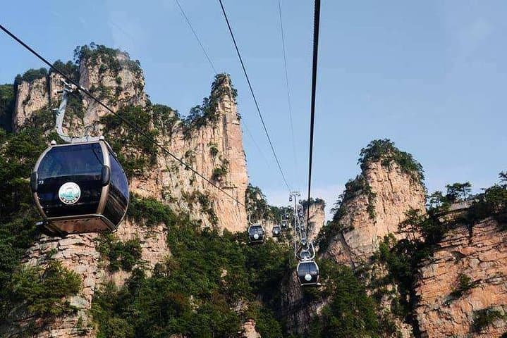 Private 3-Day Zhangjiajie Adventure: Tianzi, Huangshi & Tianmen with Cable Cars