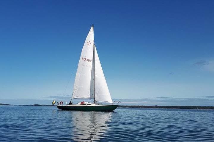 Sail the Stockholm Archipelago: Full-Day Yacht Adventure from Vaxholm